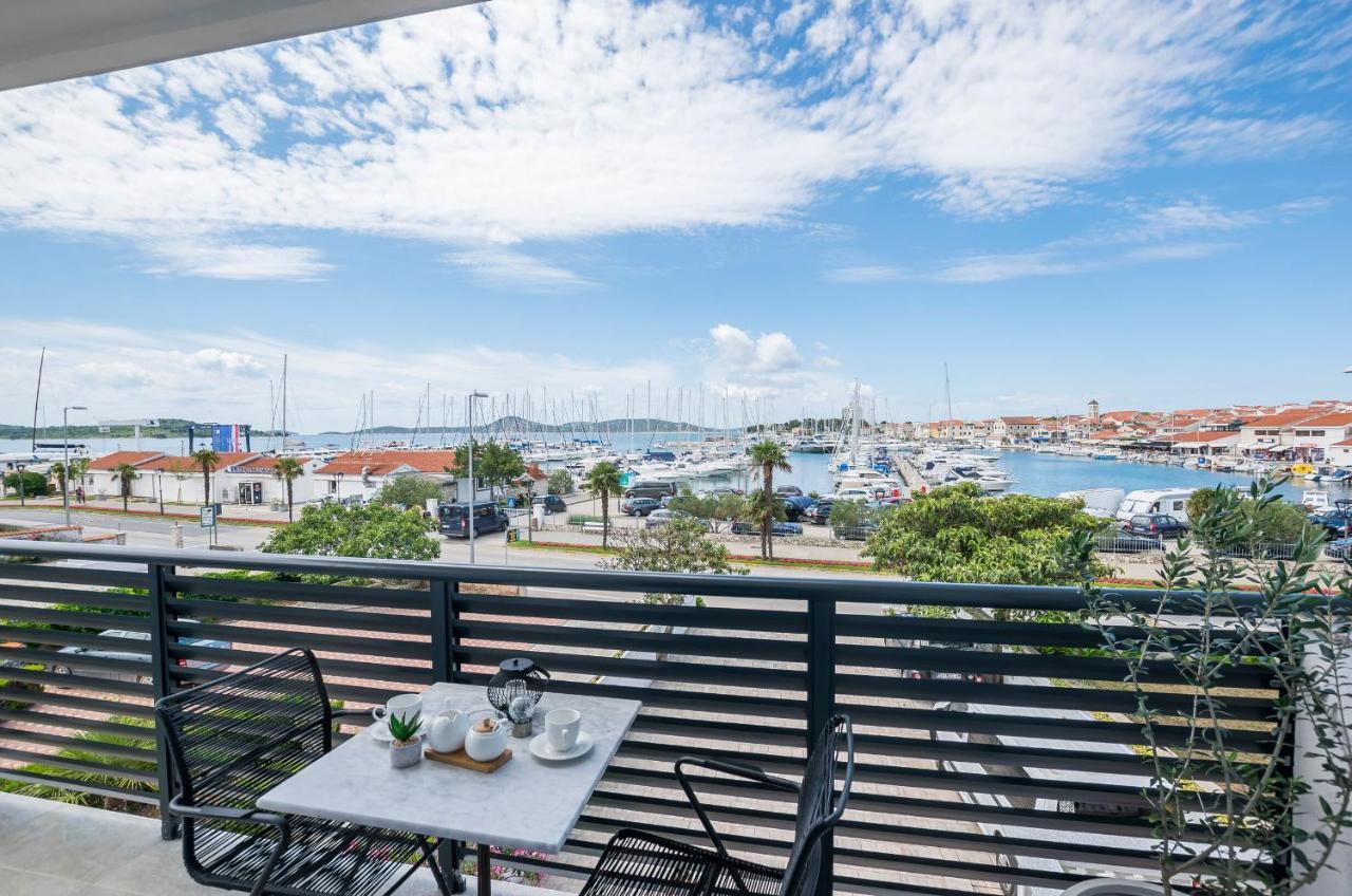 Apartments And Rooms Mare Vodice Ngoại thất bức ảnh